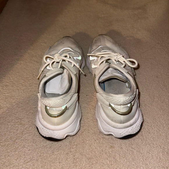 adidas Ozweego Cloud White - Picture 3 of 4